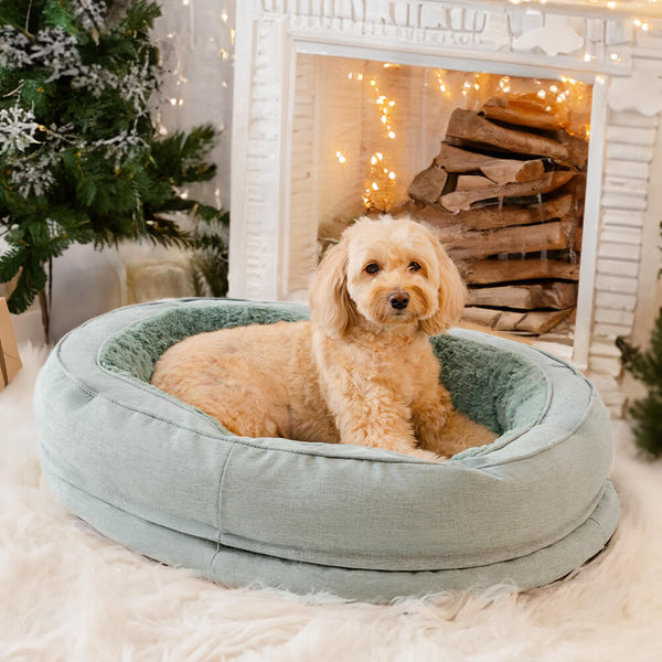 Flauschiges orthopädisches Hundebett in Donutform